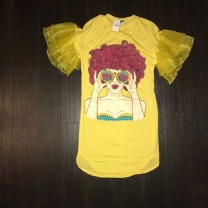 Ruffled sleeved T-shirt dress